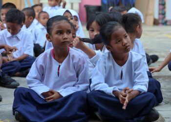 SETIAP pelajar perlu dididik tentang nilai hormat-menghormati, toleransi dan kesopanan, sekali gus membentuk budaya sekolah yang positif.