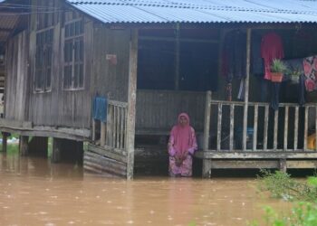KITA belum benar-benar merdeka jika masih ada rakyat yang terperangkap dalam kitaran kemiskinan dan kesannya menjadi lebih parah akibat bencana iklim seperti banjir.