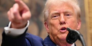DONALD TRUMP