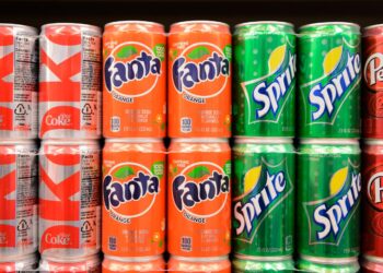PEMANIS tiruan yang terdapat dalam minuman ringan berisiko meningkatkan kemerosotan fungsi otak. - AFP