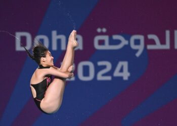 Nur Eilisha Rania Abrar Raj ketika beraksi di Kejohanan Akuatik Dunia di Doha tahun lalu.-AFP