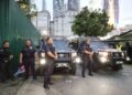 PIHAK polis masih berkawal di kawasan operasi pengosongan di Kampung Sungai Baru, Kampung Baru, Kuala Lumpur.
