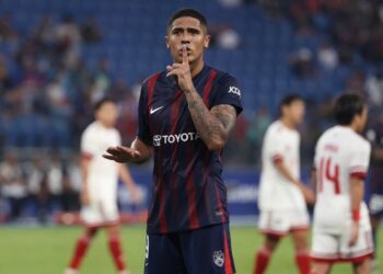 BERGSON Da Silva meledak hatrik ketika JDT membenam Bangkok United 4-0 di Stadium Sultan Ibrahim.- IHSAN JOHOR SOUTHERN TIGERS
