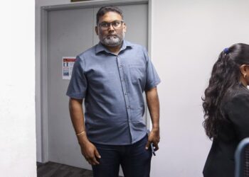 J. SHANKER didenda RM5,000 oleh Mahkamah Sesyen Ipoh selepas mengaku bersalah menjual minyak masak melebihi harga kawalan pada April tahun lalu. - UTUSAN/MUHAMAD NAZREEN SYAH MUSTHAFA