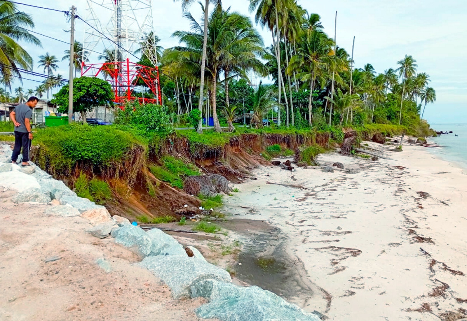 HAKISAN PANTAI
