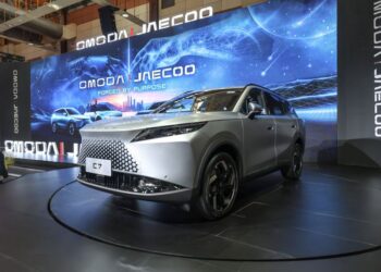 HARGA yang murah dan mudah diselenggara memberi kelebihan kepada EV dari China.