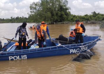 TIGA mayat mangsa lelaki warga Indonesia yang dijumpai di Sungai Krian pagi tadi.