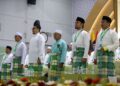 TUAN Ibrahim Tuan Man (tengah) menjadi pilihan pertama Pemuda Pas untuk dicalonkan sebagai Perdana Menteri daripada Pas. - UTUSAN/ SHAHIR NOORDIN