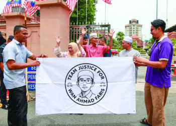 PERJUANGAN keluarga menuntut bela atas kematian Allahyarham Wan Ahmad Faris Wan Abdul Rahman masih berjalan walaupun kejadian tersebut sudah 12 tahun berlalu. – UTUSAN/KAMARUL BISMI KAMARUZAMAN