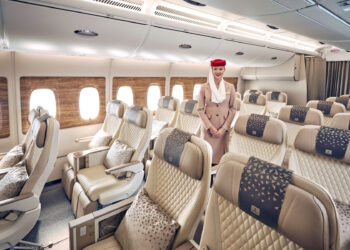 EMIRATES perkenal Kelas Ekonomi Premium bagi penerbangan menggunakan Boeing 777  yang baru dipasang semula pada EK346 dan EK347.
