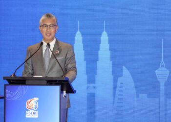 TENGKU ZAFRUL ABDUL AZIZ