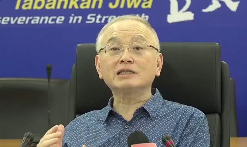 Saya tidak akan minta maaf – Ka Siong 1 WEE KA SIONG 2 re