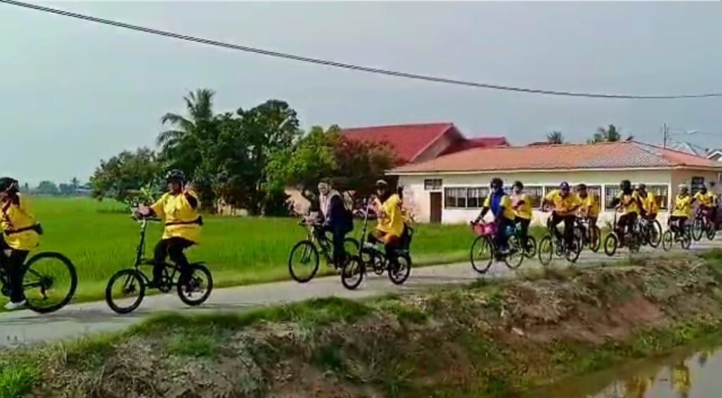 Kayuh basikal 27km semarak sambutan hari kebangsaan 1 WhatsApp Image 2025 09 01 at 2.30.52 PM