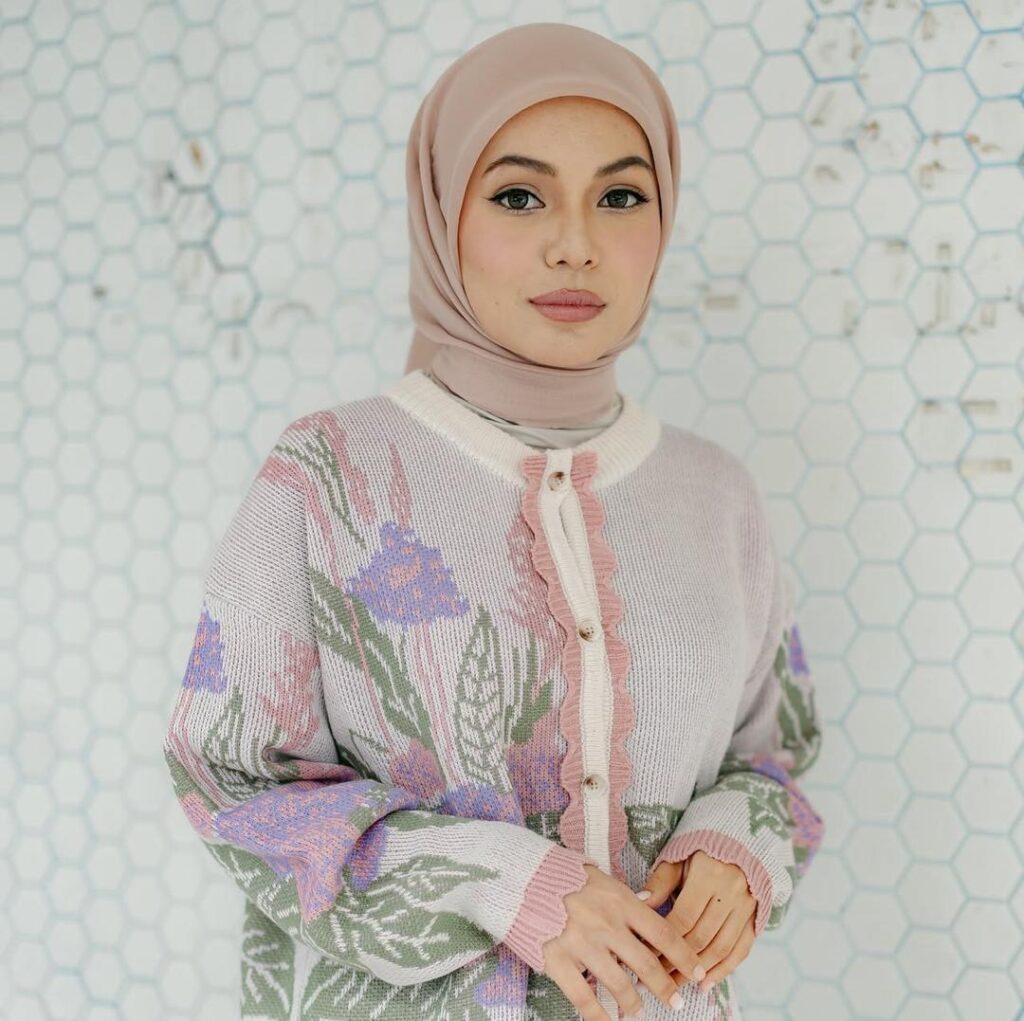 Jauhi sahajalah lelaki begini – Nad Zainal