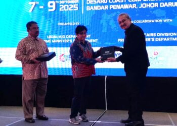 AZALINA Othman Said ketika hadir pada 2025 Asean Convention On Legal Aid For Children di Desaru, KotaTinggi, semalam.