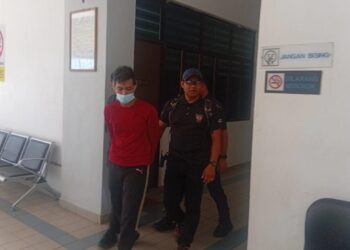 DANISH Aiman Ekram Mohd. Fazeri dijatuhi hukuman penjara dan dikenakan sebatan kerana bersalah melalukan rompakan bersenjatakan pisau di Mahkamah Sesyen Sungai Petani, Kedah hari ini.