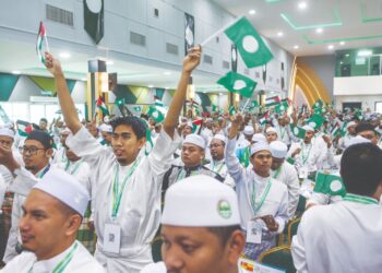 HASRAT untuk melihat bakal Perdana Menteri datang daripada Pas semakin kuat disuarakan oleh perwakilan Pemuda.