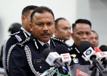 MOHD. Yusoff Mamat memaklumkan maklumat berkaitan kes  bunuh di Gua Musang semasa sidang media di Ibu Pejabat Polis Kontinjen (IPK) Kelantan di Kota Bharu, Kelantan hari ini-UTUSAN/KAMARUL BISMI KAMARUZAMAN.