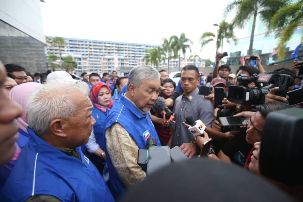 BN gerak skuad sukarelawanan bantu mangsa banjir Sabah 1 WhatsApp Image 2025 09 20 at 6.55.09 PM