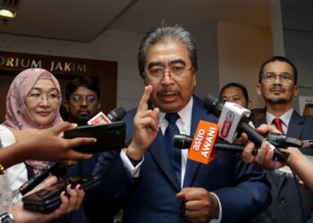 JOHARI ABDUL GHANI ketika ditemui pada sambutan Hari Tanah Negara Ke-9 Tahun 2025 di Putrajaya. - UTUSAN/KAMARIAH KHALIDI