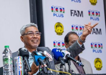 Pemangku Presiden FAM, Datuk Mohd Yusoff Mahadi. - UTUSAN/SADDAM YUSOFF