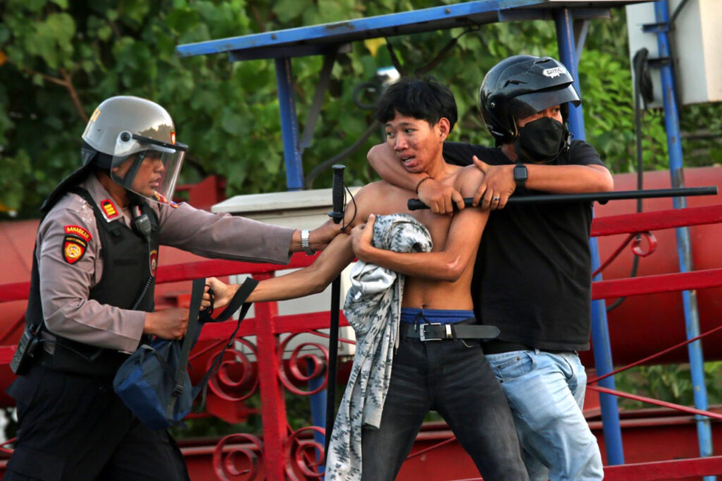 demo polrestabes surabaya 1