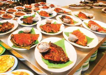 menu popular di Restoran Asam Pedas Selera Kampung di Plaza Mahkota, Banda Hilir, Melaka.