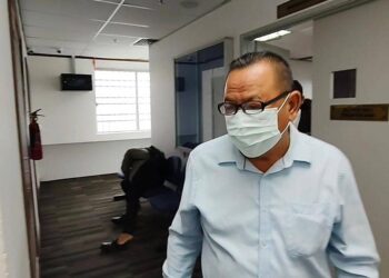 LEE Ting Sing didenda RM15,000 oleh Mahkamah Sesyen Ipoh hari ini atas pertuduhan memiliki barang kawalan iaitu 6,191 liter minyak diesel tanpa permit, dua tahun lalu. - UTUSAN
