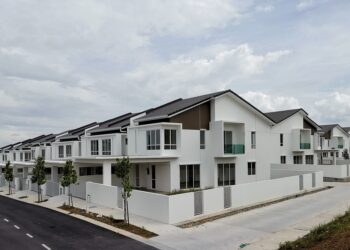 LAPORAN yang mendakwa lebih 100,000 unit perumahan tidak terjual di pasaran adalah kurang tepat dan tidak menggambarkan keadaan sebenar sektor hartanah negara. -UTUSAN/MOHD. SHAHJEHAN MAAMIN