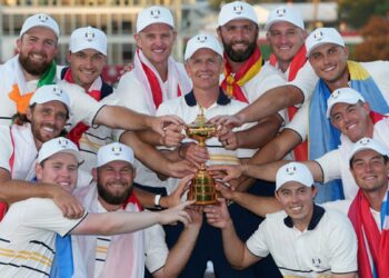 PASUKAN Eropah menjuarai Piala Ryder selepas menewaskan pasukan Amerika Syarikat.