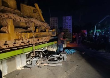 KEADAAN lokasi kemalangan maut di Jalan Kampung Jembal, Bachok, Kelantan.