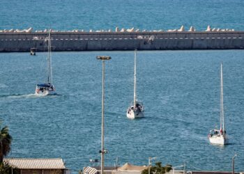 BEBERAPA kapal GSF yang dpintas dan dirampas tentera Israel tiba di Pelabuhan Ashdod. - AFP