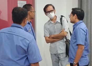 TOH Yang Seng didakwa membuat satu penyataan palsu di Mahkamah Sesyen, Johor Bahru, hari Ini. - UTUSAN/BAAZLAN 