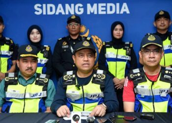 Lebih muatan