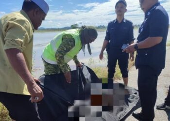 MAYAT remaja lelaki yang ditemukan lemas selepas tergelincir ke dalam tali air di Kampung Alor Setol, Mukim Langgar di Alor Setar.