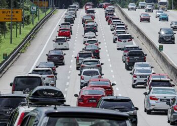ORANG ramai perlu lebih berhati-hati dengan mengutamakan keselamatan diri dan keluarga.