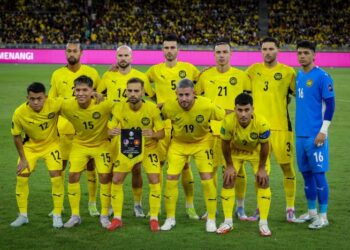 PERSATUAN Bolasepak Malaysia (FAM) harus segera bertindak membersihkan imej bola sepak negara yang tercemar.