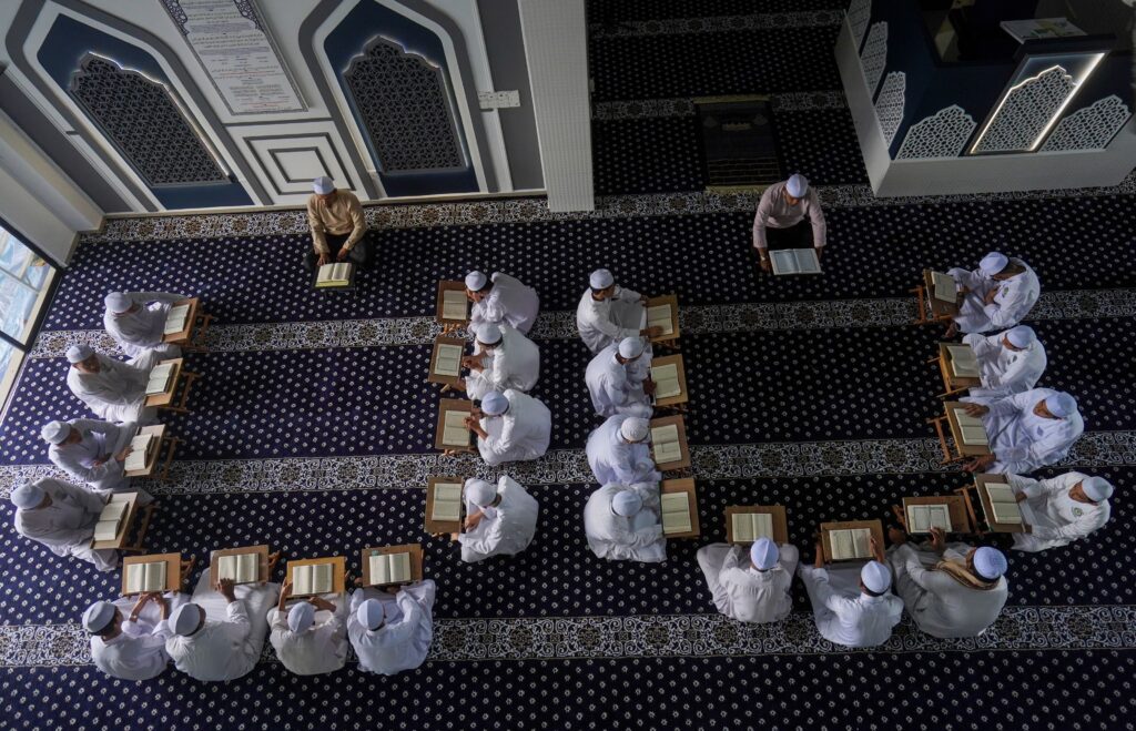 Al-Quran bukan sekadar teks untuk membaca, menghafal