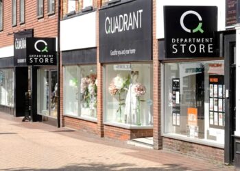 RANGKAIAN kedai serbaneka Quadrant menjadi antara mercu tanda ikonik selama 144 tahun beroperasi di bandar Essex, London.-AGENSI 