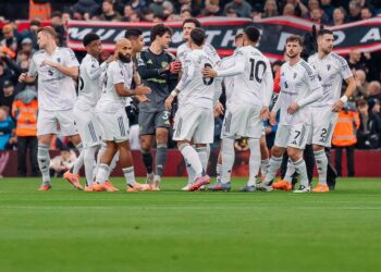 PEMAIN Manchester United meraikan kejayaan mereka menumpaskan Liverpool di Anfield dalam aksi Liga Perdana Inggeris.