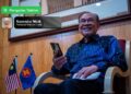 ANWAR Ibrahim sewaktu menerima panggilan telefon dari rakan sejawat Perdana Menteri Republik India Narendra Modi bagi membincangkan usaha memperkukuh hubungan dua hala Malaysia–India ke tahap yang lebih strategik dan menyeluruh.