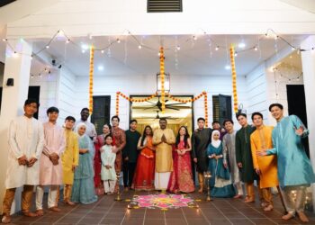 BARISAN pelakon filem pendek bertajuk ‘Salangai’ sempena sambutan Deepavali.-UTUSAN