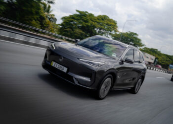 PROTON e.MAS 7 mengekalkan kedudukannya sebagai EV paling laris di Malaysia dengan 845 unit terjual pada September menjadikan jumlah keseluruhan 6,656 unit hanya dalam sembilan bulan.