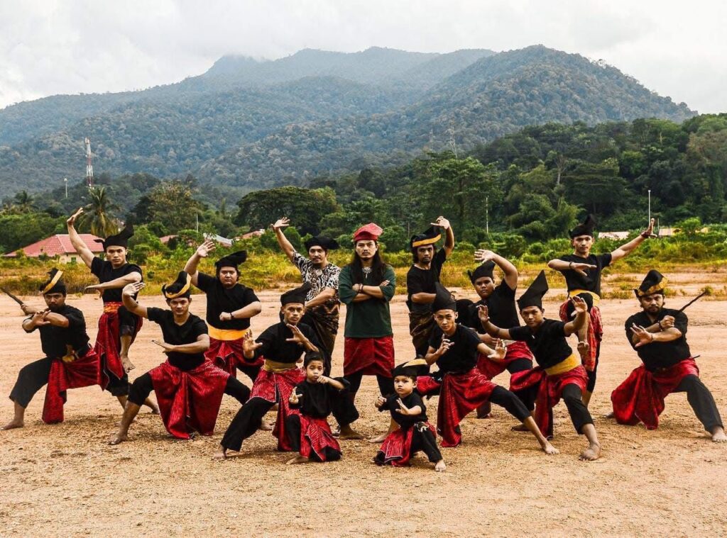 Kembalikan kegemilangan silat gayong dalam generasi muda 1 GAYA WARISAN SILAT GAYONG 1