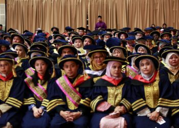 UNIVERSITI perlu menjadi ruang pelajar bukan sahaja untuk memperoleh pekerjaan tetapi membina pemikiran kritis, empati dan daya kepimpinan.