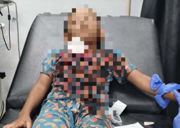 SEORANG kanak-kanak berusia enam tahun cedera di leher dipercayai dikelar dengan benda tajam dalam kejadian di Parit Raja, Batu Pahat pagi tadi. - GAMBAR TULAR