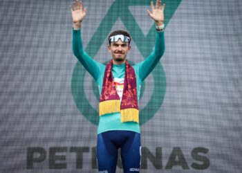 Joris Delbove muncul pemakai Jersi Hijau selaku juara keseluruhan Le Tour de Langkawi (LTdL) 2025.-UTUSAN/IQBAL ROSLI