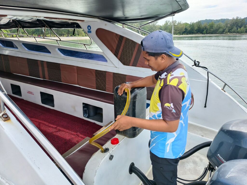 Pengusaha bot tambang harap subsidi petrol dinikmati segera 1 LEAD031025 kdh bot tambang pg35