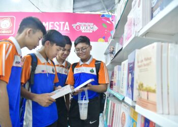 PIHAK berkaitan khususnya Kerajaan Negeri Selangor dapat membuka sebuah perpustakaan di persekitaran ini bagi membolehkan anak-anak menyemai minat membaca.