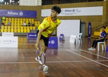 Razeeq yang merupakan juara perseorangan pada kejohanan peringkat kebangsaan bawah 18 tahun di Kedah, tahun lepas, menyasarkan untuk menembusi skuad senior sebaik kejohanan dunia berakhir nanti.